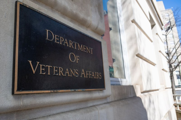 Police kill gunman after one wounded at rural Georgia VA clinic