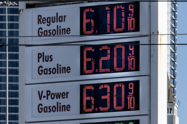 U.S. Gas prices over $3.50 per gallon as strikes on Iran continue U.S. Gas prices over $3.50 per gallon as strikes on Iran continue