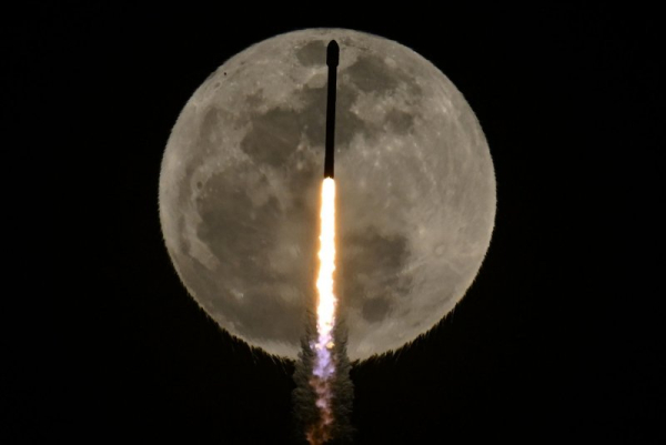 April's first full moon, the 'pink moon' to be visible April's first full moon, the 'pink moon' to be visible