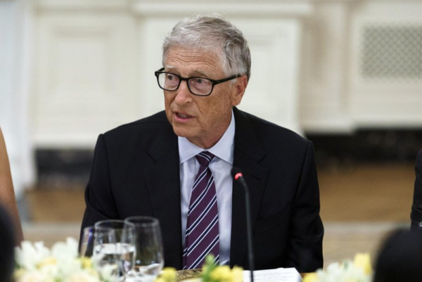 Bill Gates to give House oversight interview on Jeffrey Epstein Bill Gates to give House oversight interview on Jeffrey Epstein