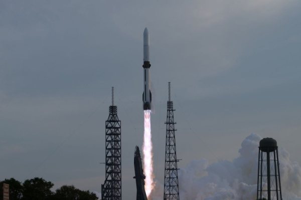 Blue Origin launches New Glenn rocket, puts satellite in wrong orbit