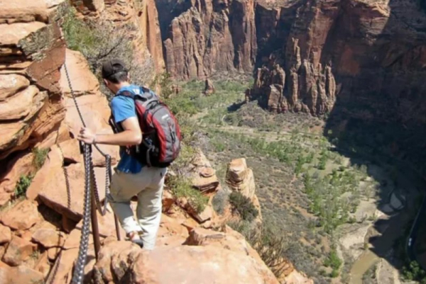 Hiker dies after fall from Angels Landing trail at Zion National Park
