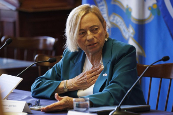 Maine passes ban on new data centers for 1.5 years, adds study options