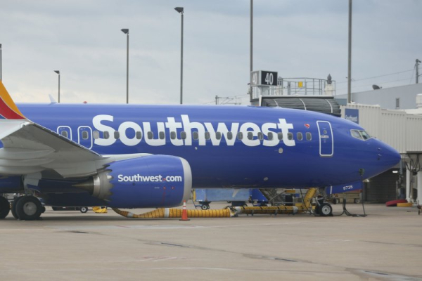 Southwest jets take evasive action, avoid mid-air crash over Nashville