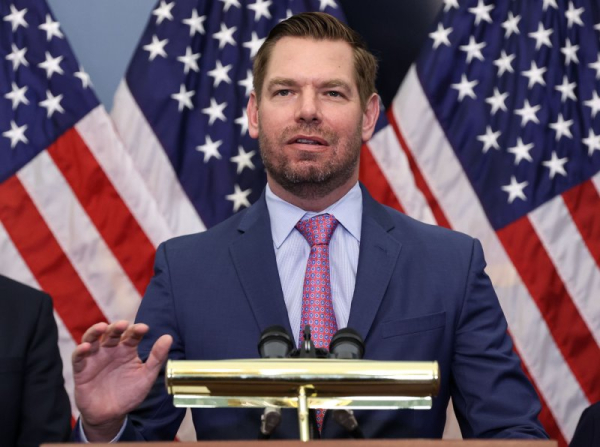 Swalwell suspends Calif. governor bid amid misconduct allegations