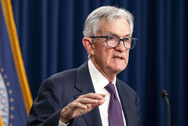 Trump again threatens to fire Powell if he doesn't step down