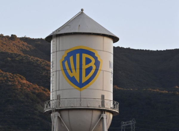 TV, film professionals oppose proposed Paramount-Warner merger