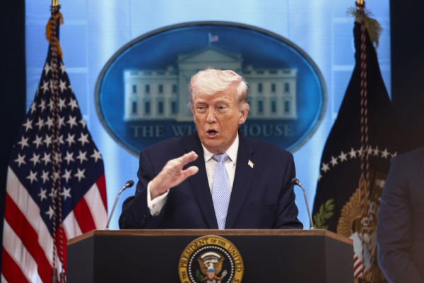 White House staff was warned against betting on Iran war