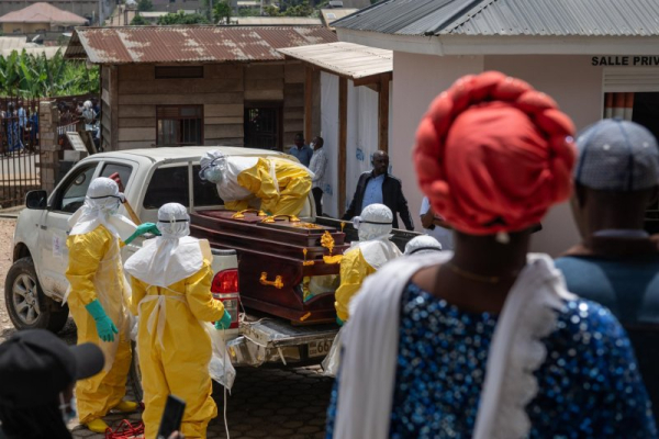 CDC expands Ebola screening program for people returning to the U.S. CDC expands Ebola screening program for people returning to the U.S.