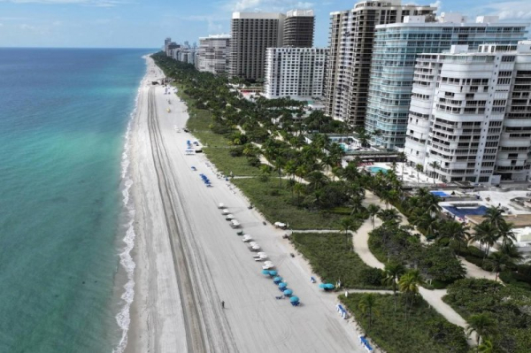 Multiple injuries reported in likely boat explosion off Miami sandbar Multiple injuries reported in likely boat explosion off Miami sandbar