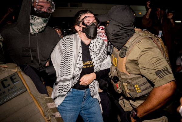 Newark, N.J., imposes curfew amid immigration facility protests Newark, N.J., imposes curfew amid immigration facility protests