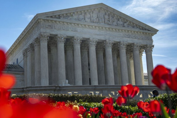 Supreme Court tosses conviction, death penalty in Mississippi case Supreme Court tosses conviction, death penalty in Mississippi case