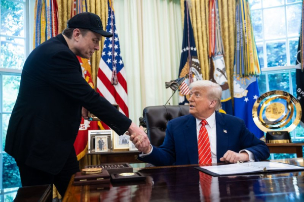 U.S. business leaders to travel with Trump for China trip U.S. business leaders to travel with Trump for China trip