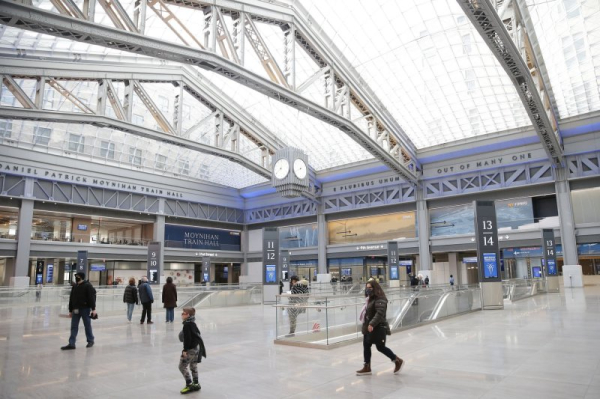 5 hospitalized in mass stabbing incident at New York's Penn Station 5 hospitalized in mass stabbing incident at New York's Penn Station
