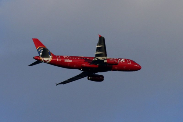 JetBlue pilot hits drone during JFK International landing