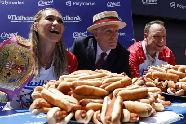 Competitive eaters weigh in for Nathan's Famous Hot Dog Eating Contest Competitive eaters weigh in for Nathan's Famous Hot Dog Eating Contest