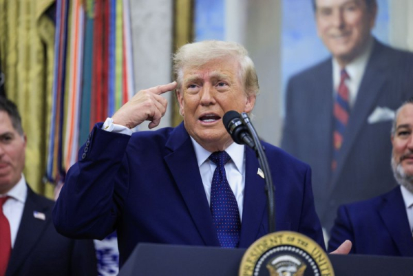 Housing bill to become law at midnight if Trump doesn't veto it Housing bill to become law at midnight if Trump doesn't veto it