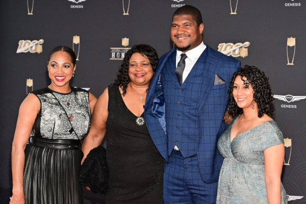 NFL star Campbell's brother charged with murder in mother's death NFL star Campbell's brother charged with murder in mother's death