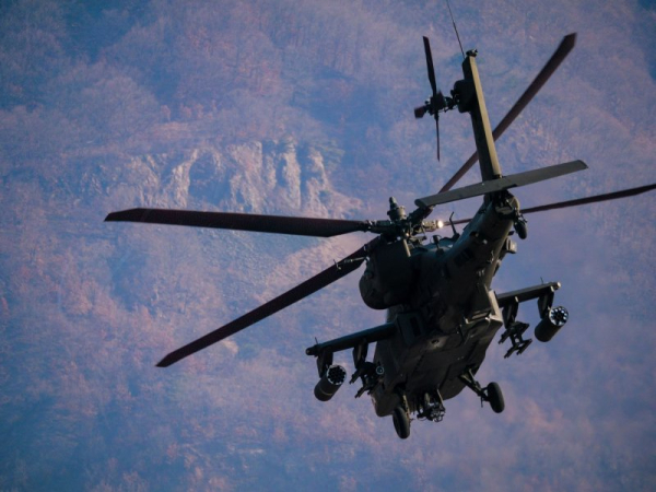 Pentagon lifts suspension of pilots involved in South Carolina flyover Pentagon lifts suspension of pilots involved in South Carolina flyover