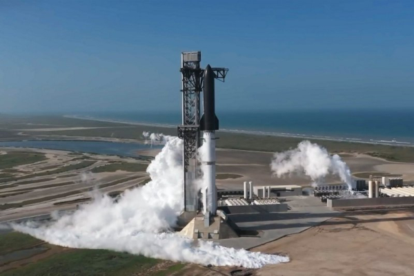 Starship has successful flight test, splash down in Indian Ocean