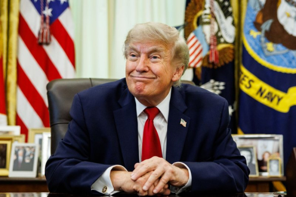 Trump pardons 9 for Clean Air violations for 'fixing their car' Trump pardons 9 for Clean Air violations for 'fixing their car'
